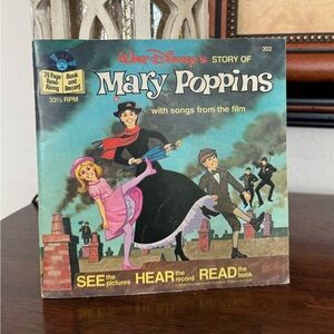 1977 Vintage Disneyland Walt Disney’s Story of Mary Poppins Book & Record
